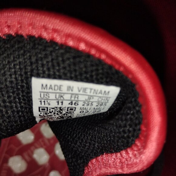 Men's Adidas Shoes - Picture 10 of 11